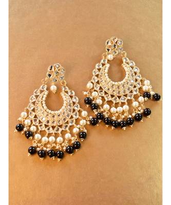 Youthful Kundan Chandbali with dark green pearl 2