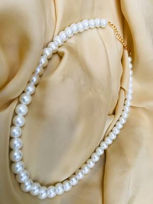 White necklaces 2