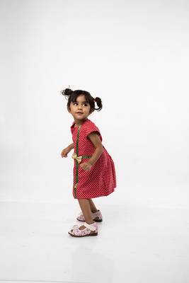 Red printed cotton kids-frocks 4