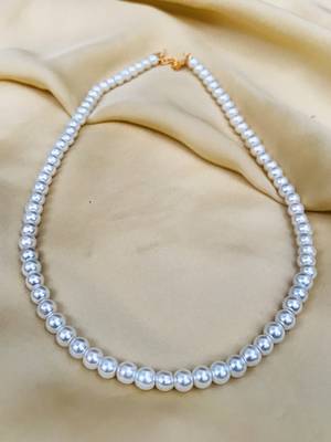 White necklaces 3
