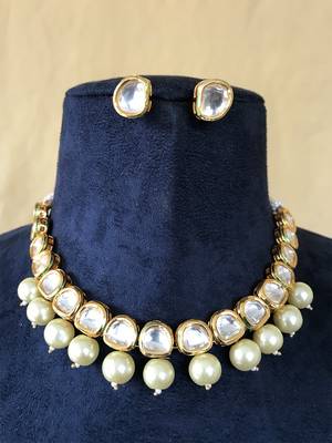 White necklace-sets 2
