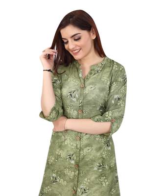 Green printed rayon kurtas-and-kurtis 4