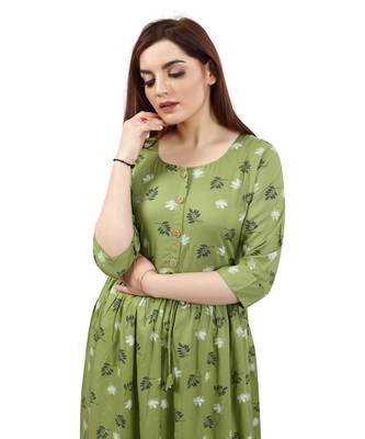 Green printed rayon kurtas-and-kurtis 4