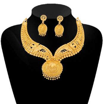 Piah Fashion Alloy Necklace set   ethnic jewellery  For Women
 (Gold) 2