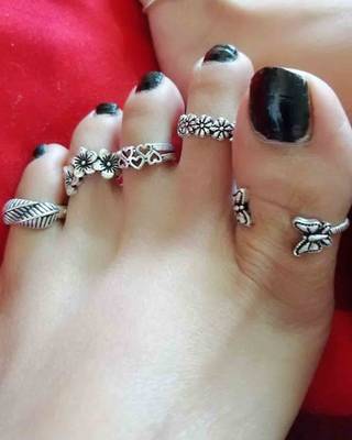 Silver toe-rings 2
