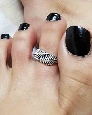 Silver toe-rings 2