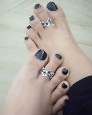 Silver toe-rings 1