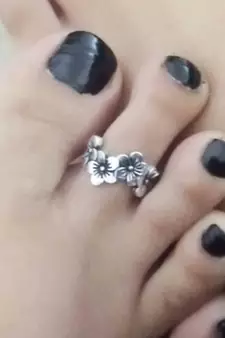 Silver toe-rings