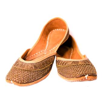 Peppithreads Ethnic Genuine Leather Embroidered Flats for Ladies 2