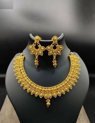 Gold Plated Traditional South Style Necklace Set For Women 1