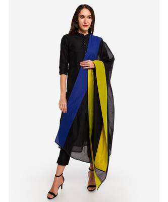 A Desi Weavess,color blocked ,ganga jamuna ,  with royal blue and limegreen 2