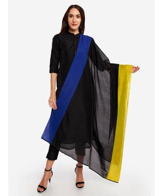 A Desi Weavess,color blocked ,ganga jamuna ,  with royal blue and limegreen 3