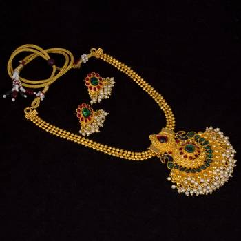 Piah Fashion Zinc Golden Contemporary Traditional Gold Plated Necklaces Set for women and girls 3