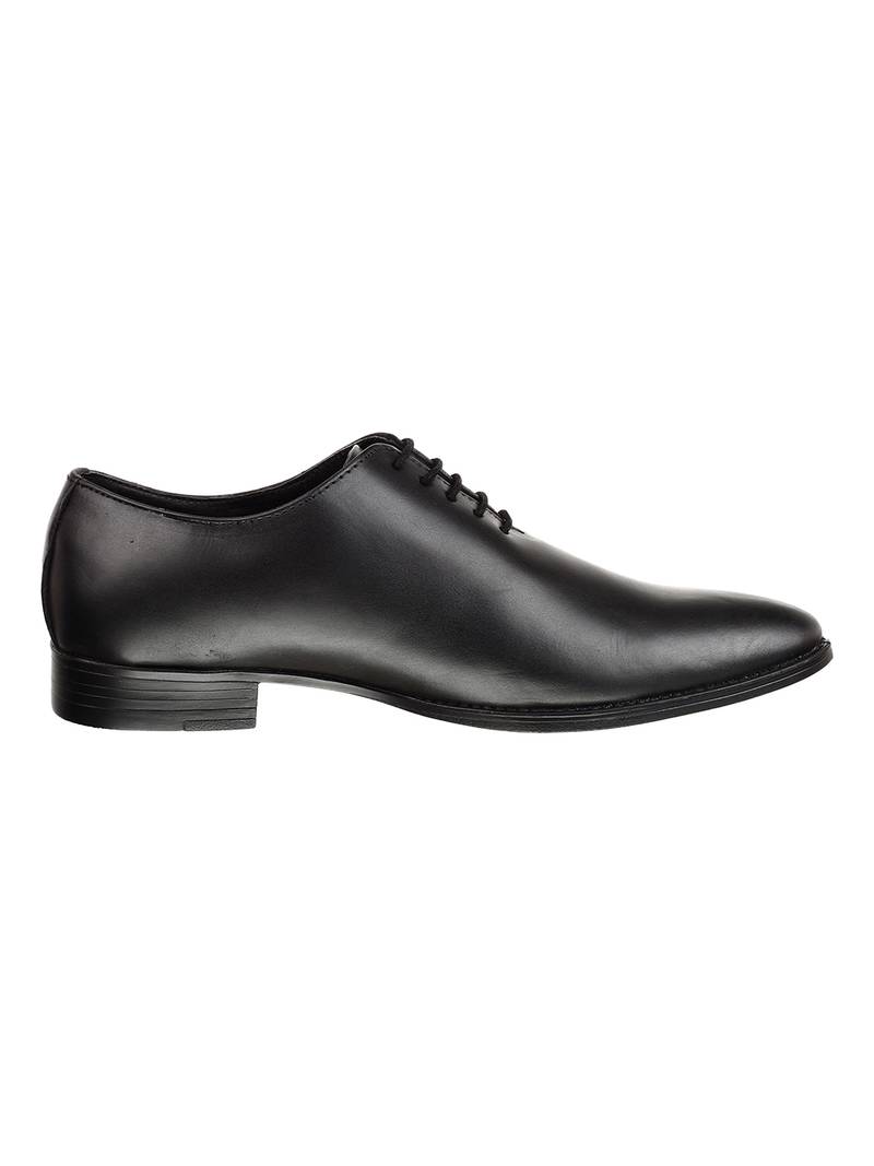 Vardhra Men's Black Genuine Leather Derby Formal Shoes