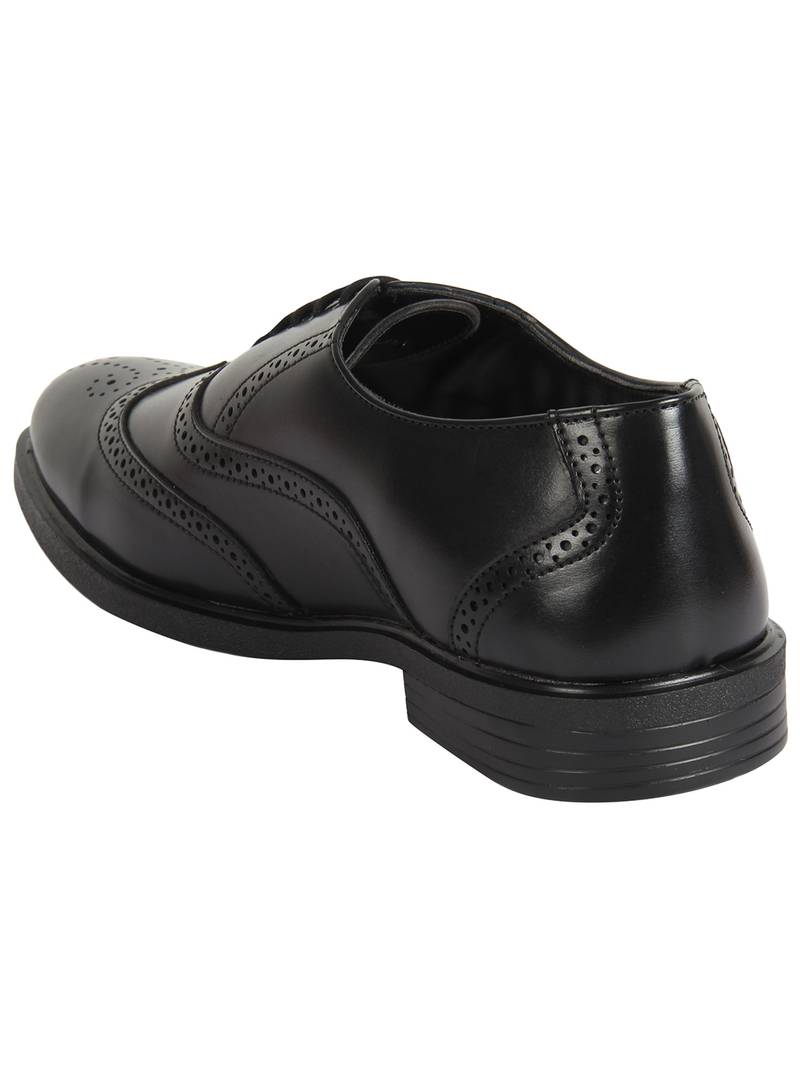 Vardhra Men's Black Synthetic Leather Brogue Formal Shoes