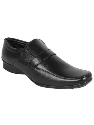 Vardhra Men's Black Synthetic Leather Derby Formal Shoes 1