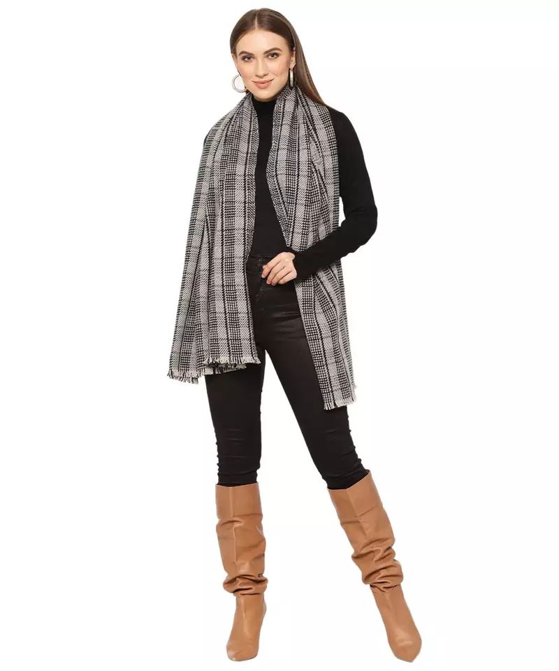CHECKED / PLAID BLACK & WHITE CASHMERE SCARF