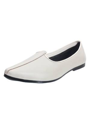 Vardhra Men's White Genuine Leather Casual Mojaris/Jutti 2