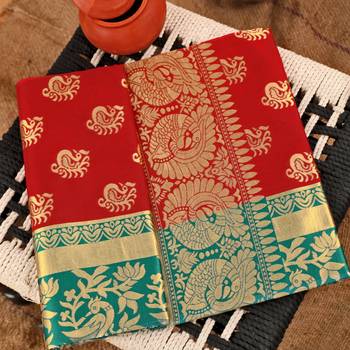 Red woven art silk saree with blouse 3