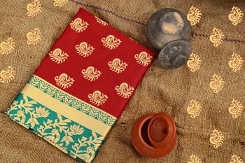 Red woven art silk saree with blouse 4