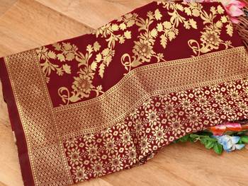 Maroon woven art silk saree with blouse 3