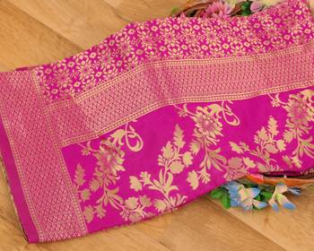 Pink woven art silk saree with blouse 3