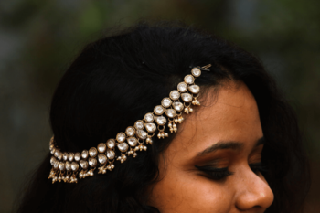 Gold maang-tikka 1