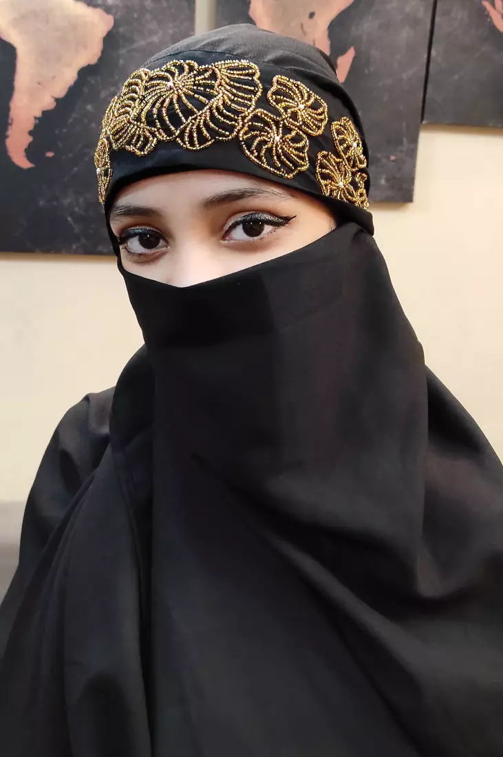 Hijab World Hand Embroidered Halime Sultan Ready To Wear Hijab 