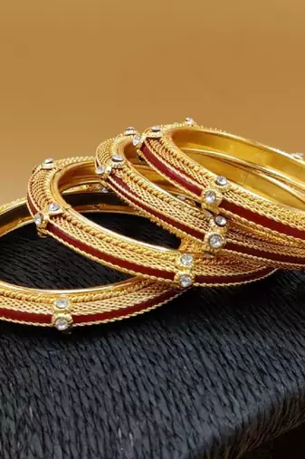 Antique Gold Plated With Red Glass & Stone Studded  Bangle For Women (Set Of 4 )