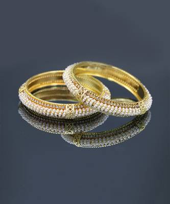 Pearl Bangle Set for Women 2