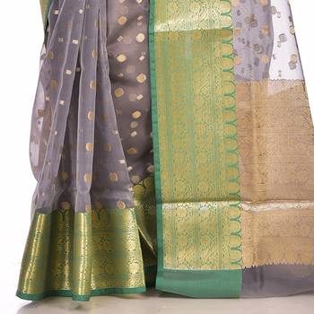 Grey woven organza saree with blouse 3