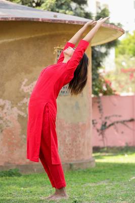 KAAJH Red Solid Cotton Casual Kurta  5