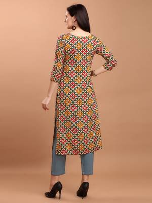 Women Multi-Coloured Printed Straight Kurta 3