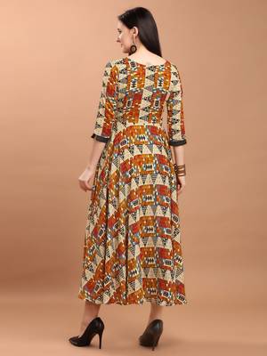 Sajnee Women's Multicolor Printed Rayon Flared Kurta 4