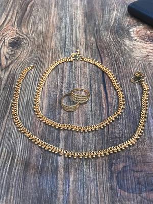 Gold anklets 1
