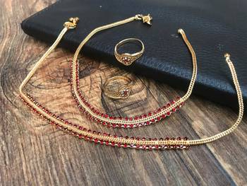 Maroon anklets 1