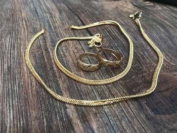Gold anklets 4