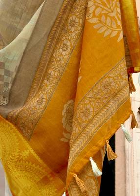 Beige printed cotton silk saree with blouse 3