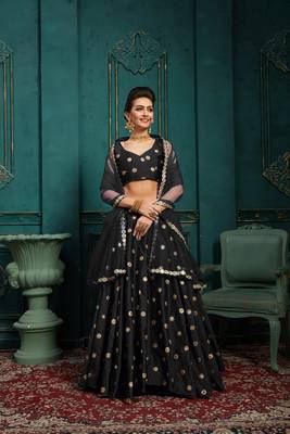 Black embroidered art silk semi stitched lehenga 2