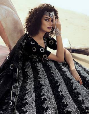 Black embroidered net semi stitched lehenga 2
