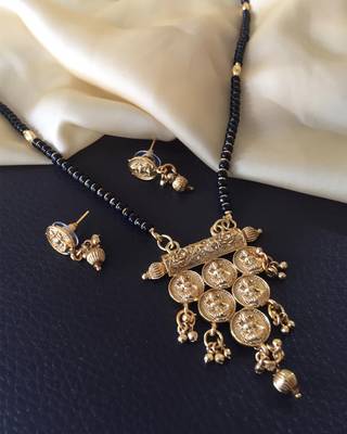 Gold mangalsutra 1