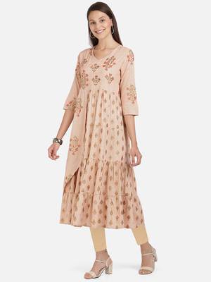Vbuyz Women's Foil Print & Embroidered Anarkali Rayon Peach Kurti 3