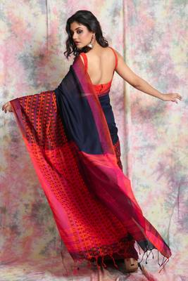 Navy blue woven cotton saree with blouse 3