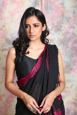 Black woven cotton saree with blouse 3