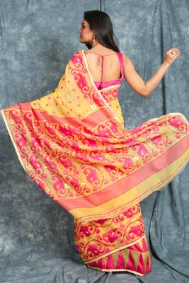 Light yellow jamdani saree with all over work 3