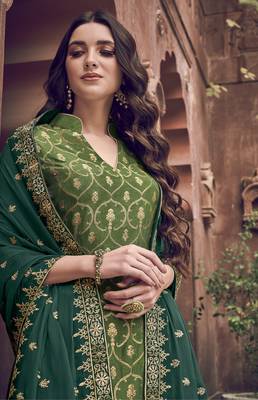 Green embroidered jacquard salwar 2