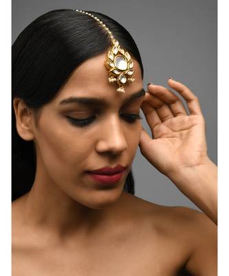 Ruby Raang Studio Kundan Maang Tikka 2