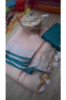 Multicolor Handcrafted Semi-Linen Saree with Blouse Piece?