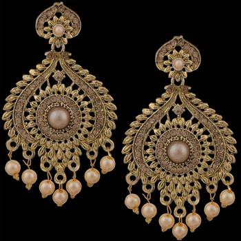 Piah Fashion Stylish Rose Gold Earring 9234 3
