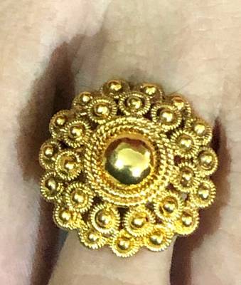 Gold toe-rings 2